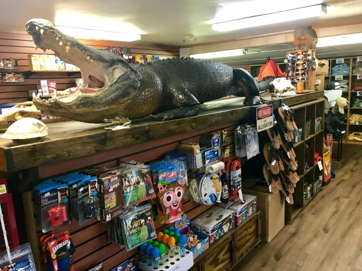 Camp Mack Lodge, Marina & Rv Resort Lake Wales Bagian luar foto