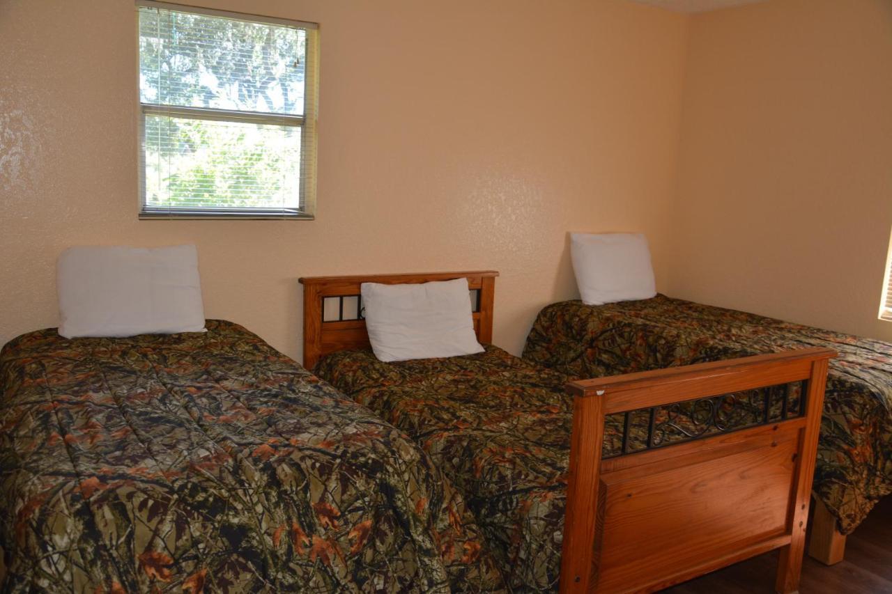 Camp Mack Lodge, Marina & Rv Resort Lake Wales Bagian luar foto
