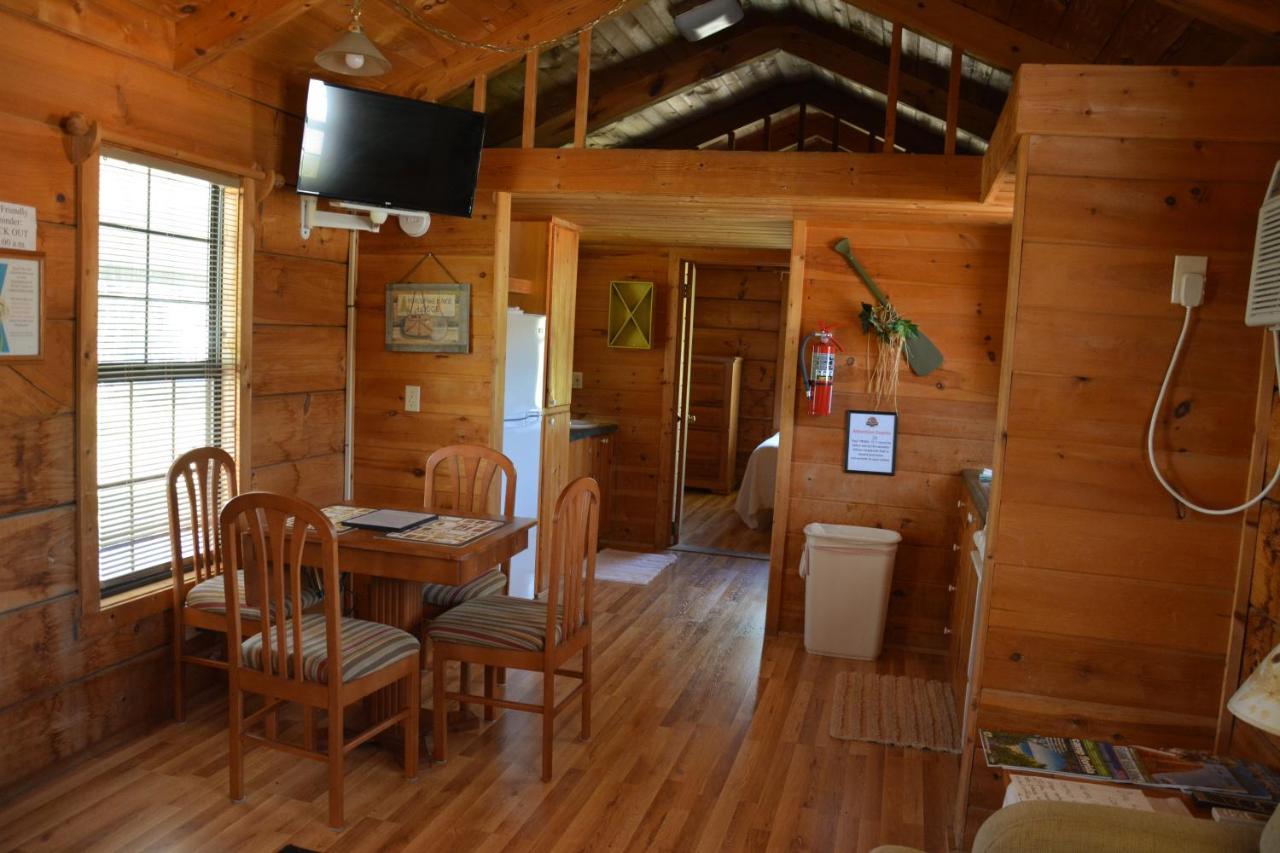 Camp Mack Lodge, Marina & Rv Resort Lake Wales Bagian luar foto
