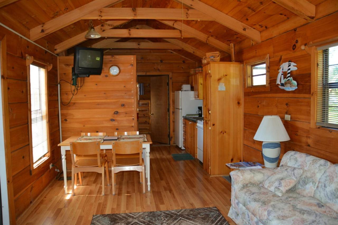 Camp Mack Lodge, Marina & Rv Resort Lake Wales Bagian luar foto